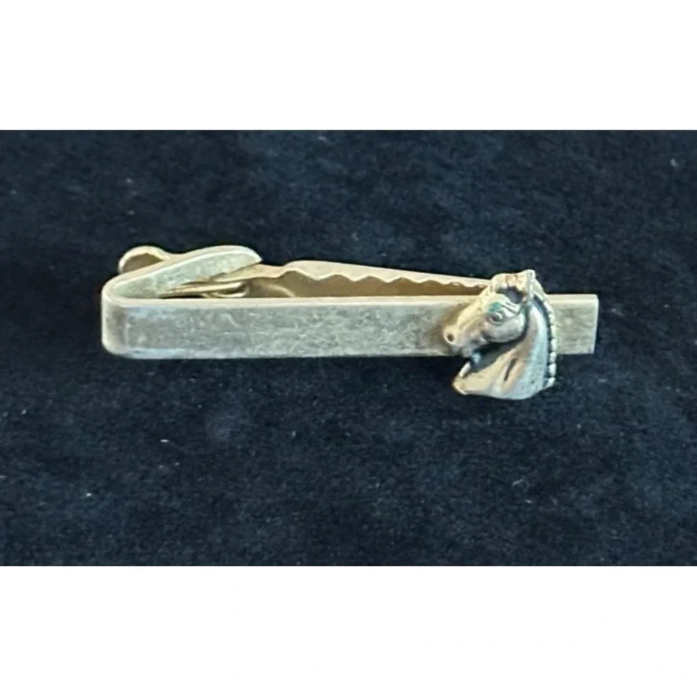Horse Head Vintage Gold Tone‎ Tie Bar Clip Hunter Jumper Equestrian